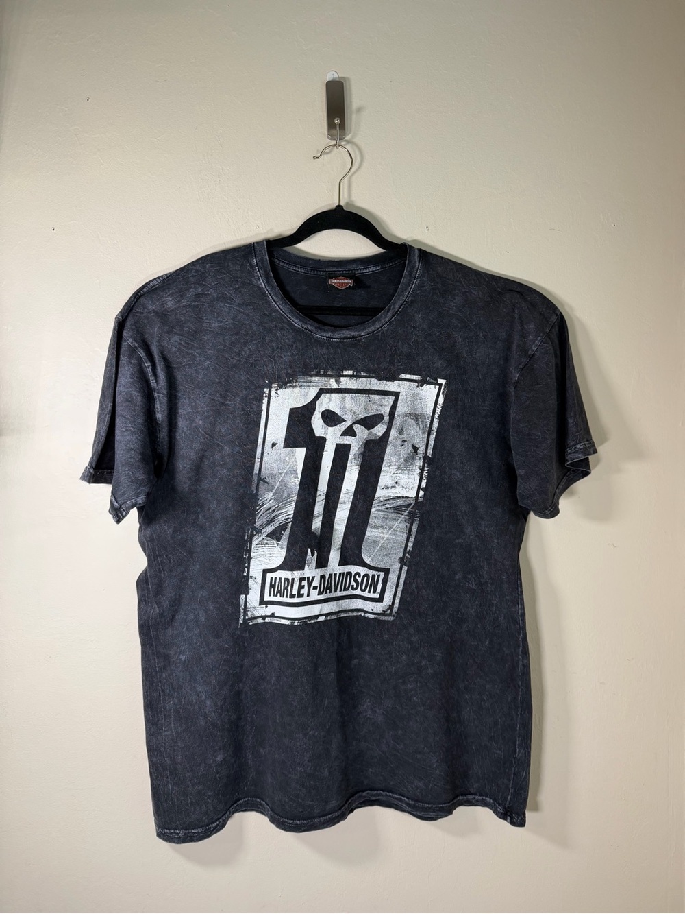 Harley-Davidson Black Graphic Number One Skull Short Sleeve Tee